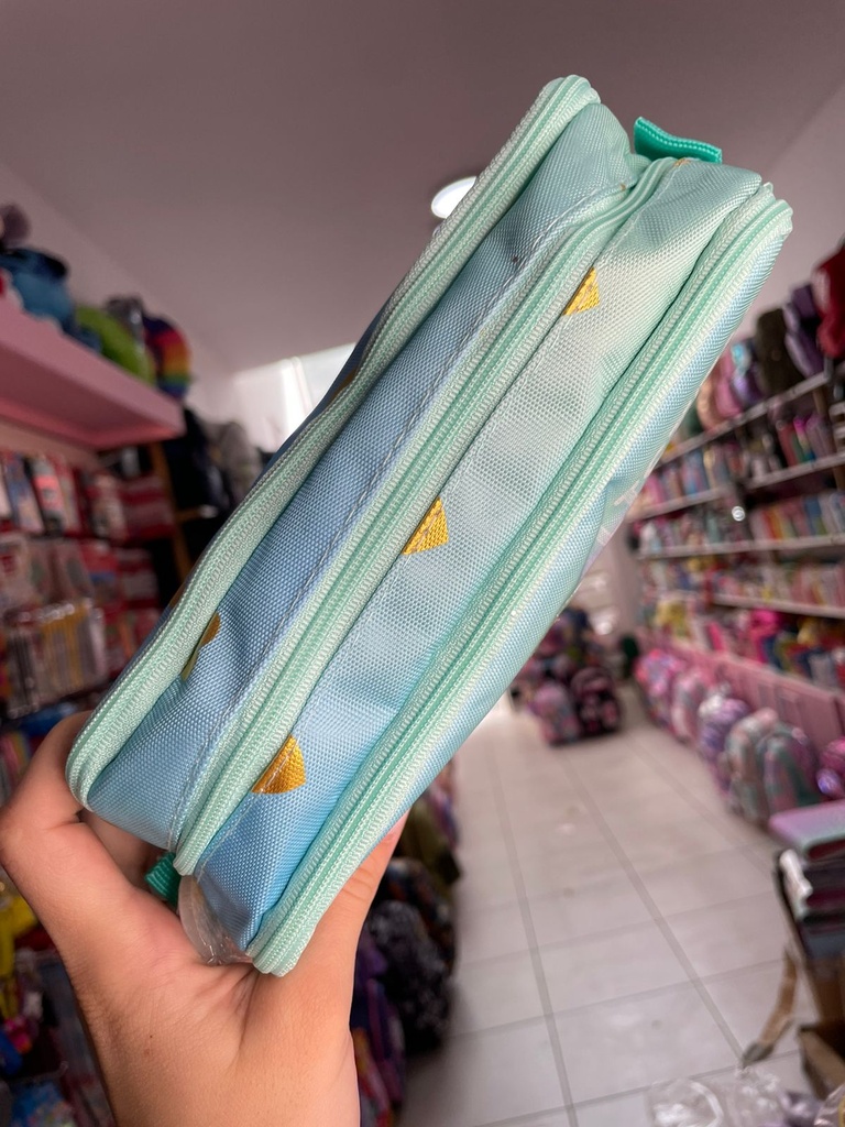 Cartuchera listen tres cierres