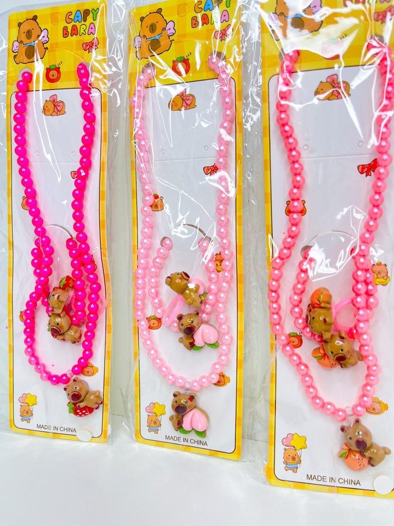 Set de perlas collar y pulsera capybara