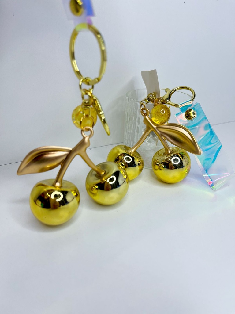 Llavero cereza dorada