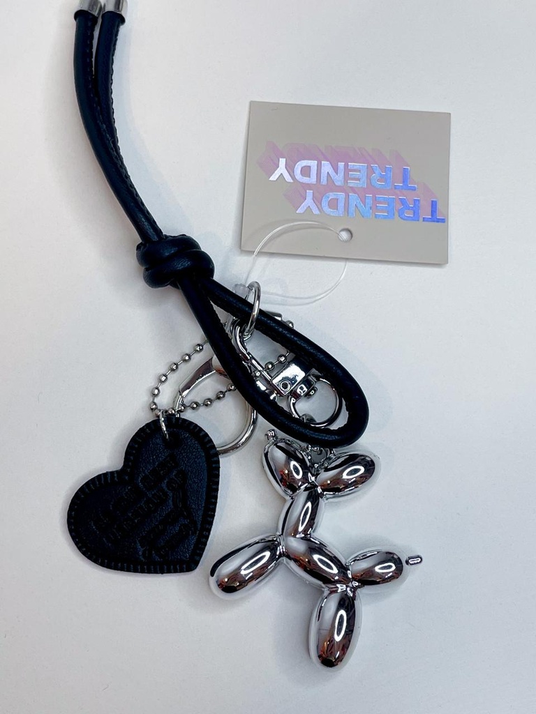 Llavero perrito con corazon trendy