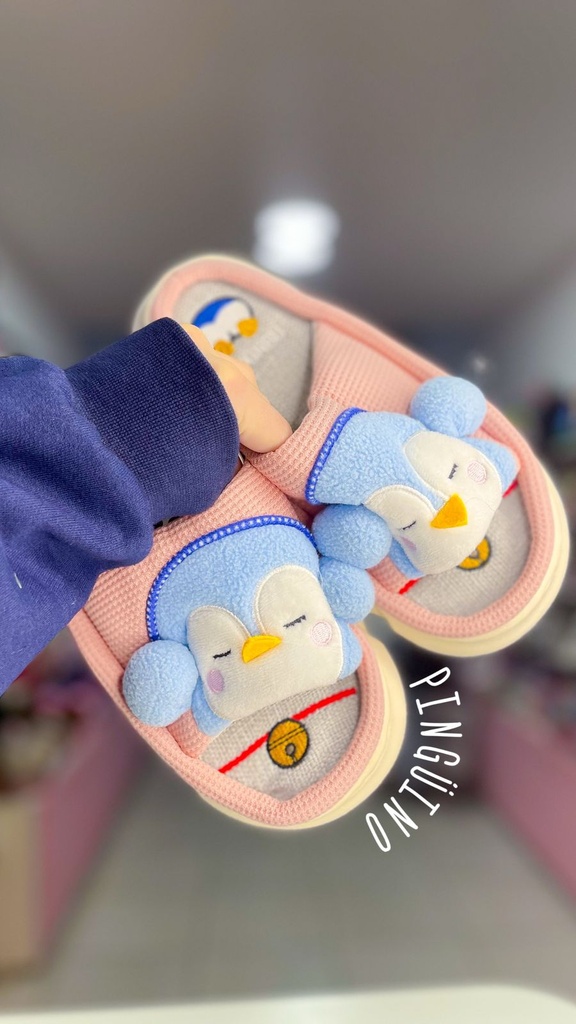Pantufla importada pingüino 36-37