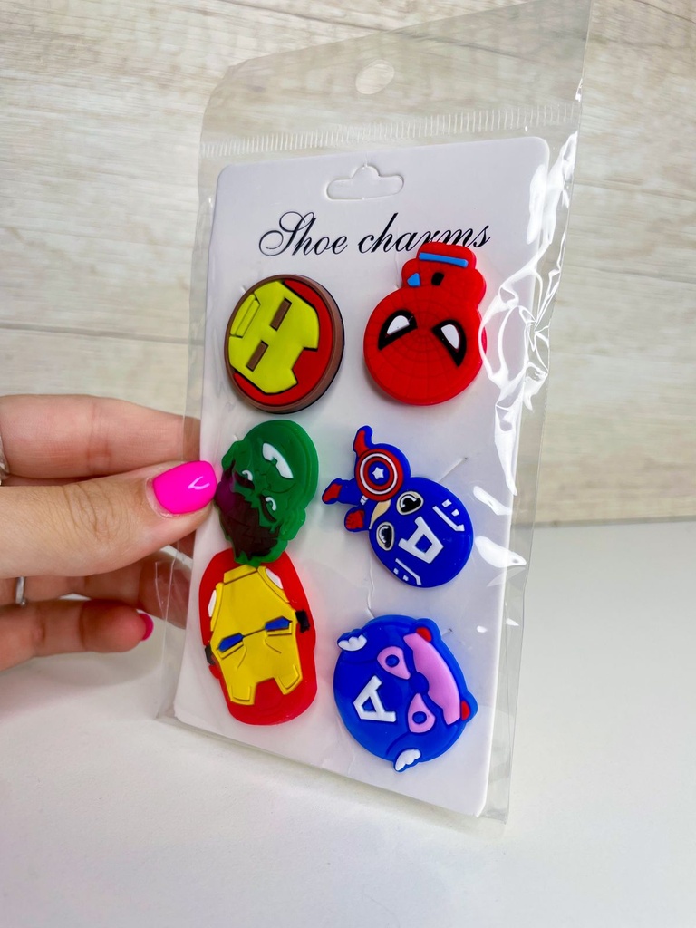 Pins super heroes x6