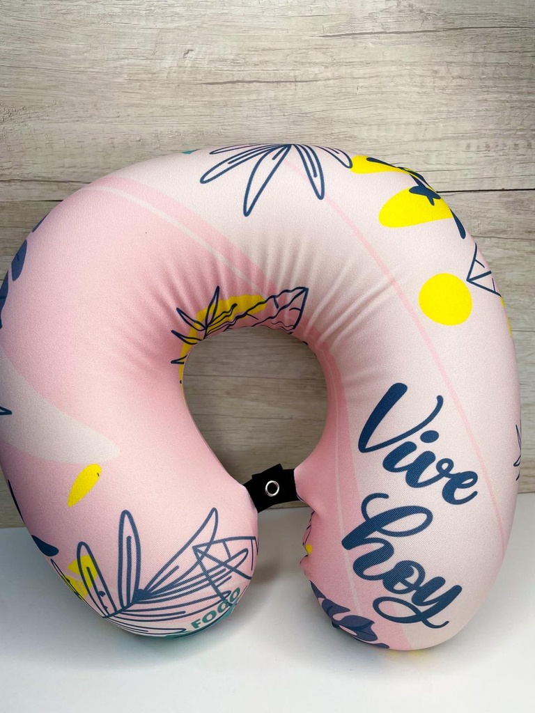 Cuello de viaje rosa con estampa viscoelastica
