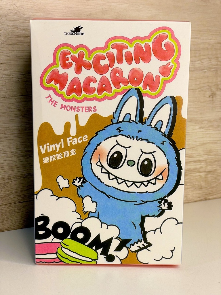 Caja sorpresa labubu parado