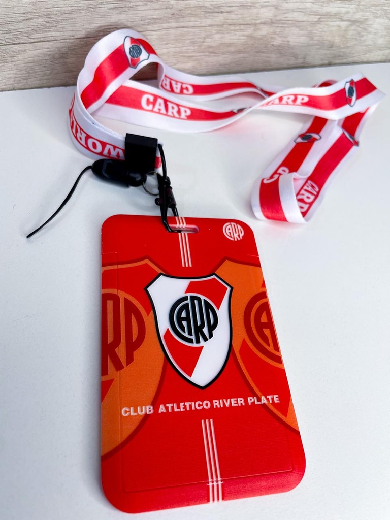 Porta sube river con tira