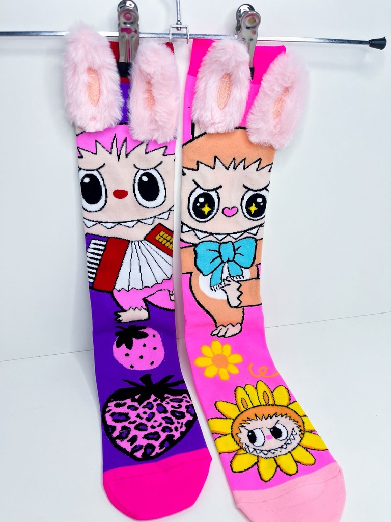 Medias labubu caña alta